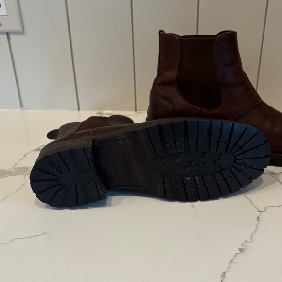 Wolverine 1000 Mile Men\'s Brown Leather Chelsea Boots. Brand New Unworn Resole
